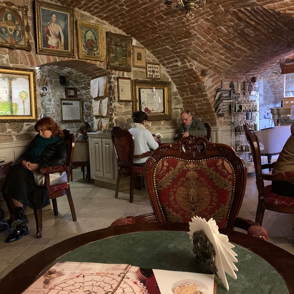 10/14/2019 tarihinde Oleksandr K.ziyaretçi tarafından Grand Cafe / Гранд Кафе'de çekilen fotoğraf
