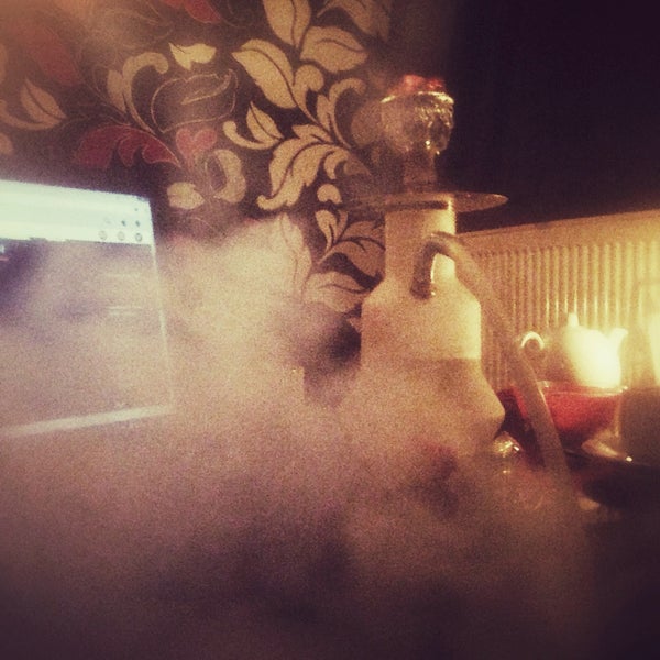 Фото кальяна в клубе без лица