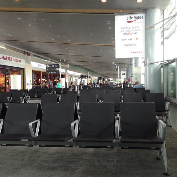 8/21/2015에 Hyunseok O.님이 Aeropuerto Internacional El Dorado (BOG)에서 찍은 사진