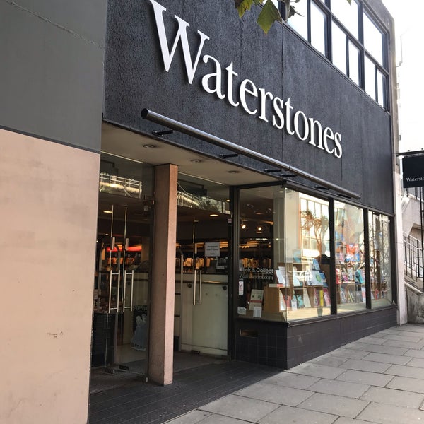 Waterstones Kensington and Chelsea 3941 Notting Hill Gate