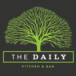 Foto tirada no(a) The Daily Kitchen &amp; Bar por Chad W. em 7/18/2013