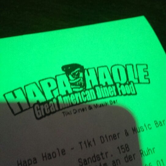Foto diambil di Hapa Haole - Tiki Diner &amp; Music Bar oleh Fro D. pada 12/1/2013