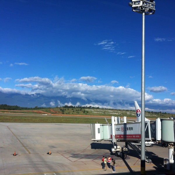 大理荒草坝机场dlu