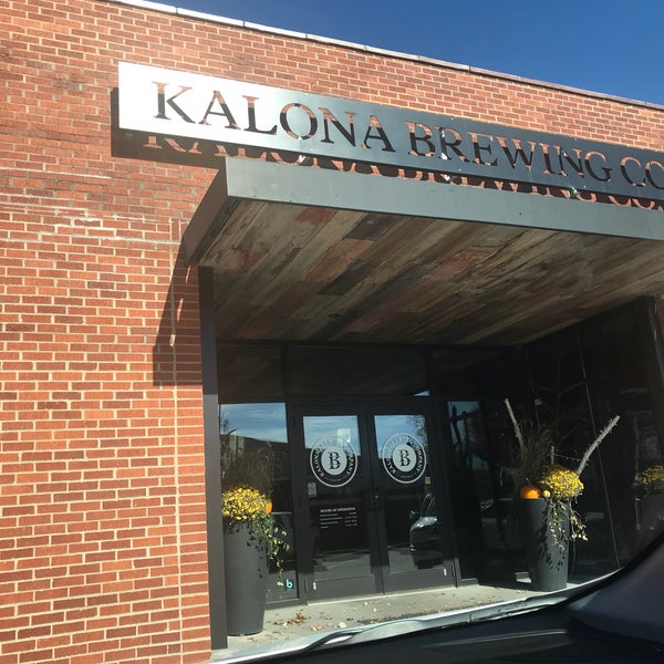 10/29/2018 tarihinde Janelle B.ziyaretçi tarafından Kalona Brewing Company'de çekilen fotoğraf