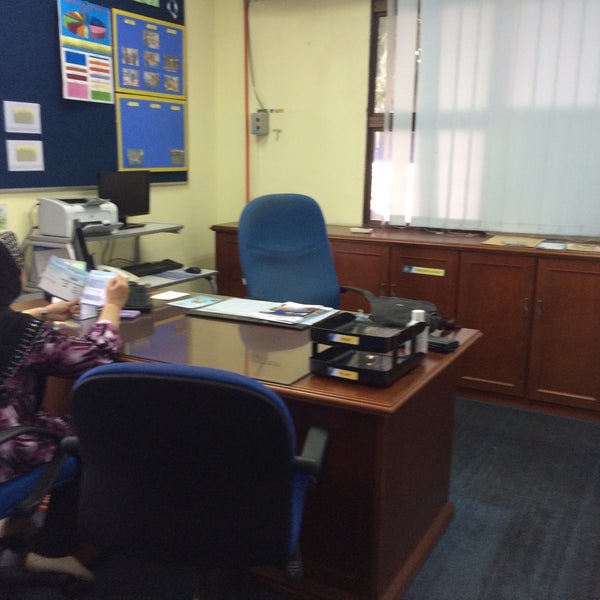 Kastam Diraja Malaysia Zon Perindustrian Bebas Perai Government Building In Prai