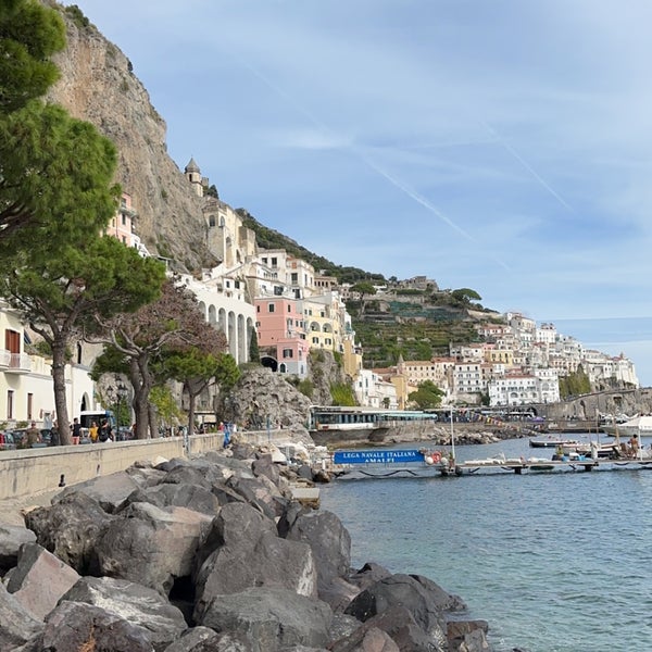 Porto di Amalfi - Lungomare dei Cavalieri di San Giovanni di Gerusal