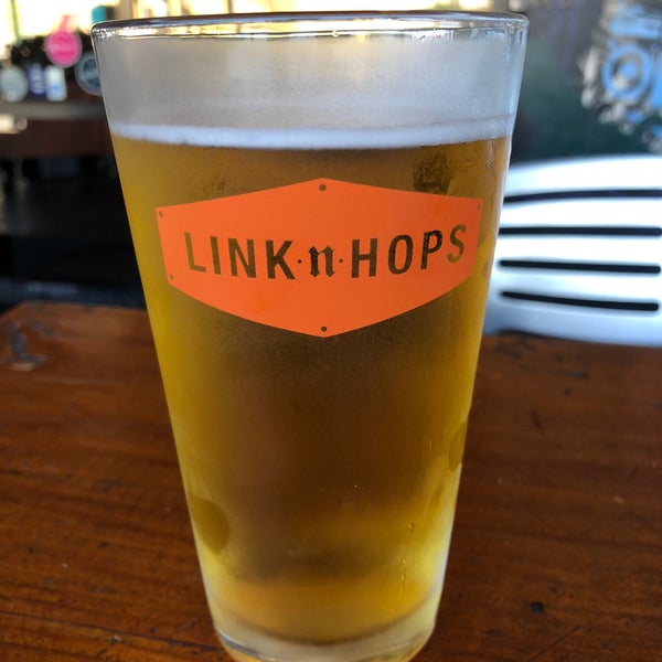 Photo taken at Link N Hops by Kenneth W. on 8/25/2018