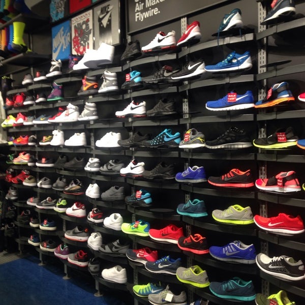 cheap shoes in foot locker