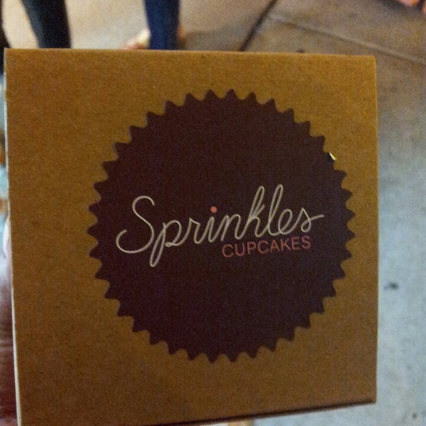 Albums 91+ Pictures Sprinkles Cupcakes Vending Machine Chicago Photos