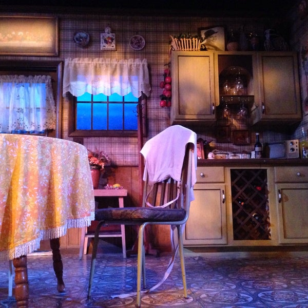 6/12/2015 tarihinde Donnaziyaretçi tarafından Theater Row - The Acorn'de çekilen fotoğraf