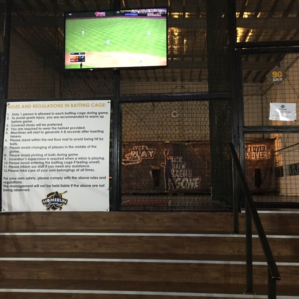 Photo taken at Homerun Baseball by ShuYing N. on 5/6/2015