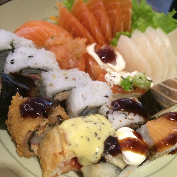Photo prise au Asami Sushi par Gabriela    L. le4/10/2015