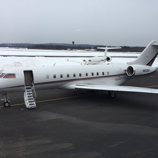 Bombardier Aerospace Airport Gate