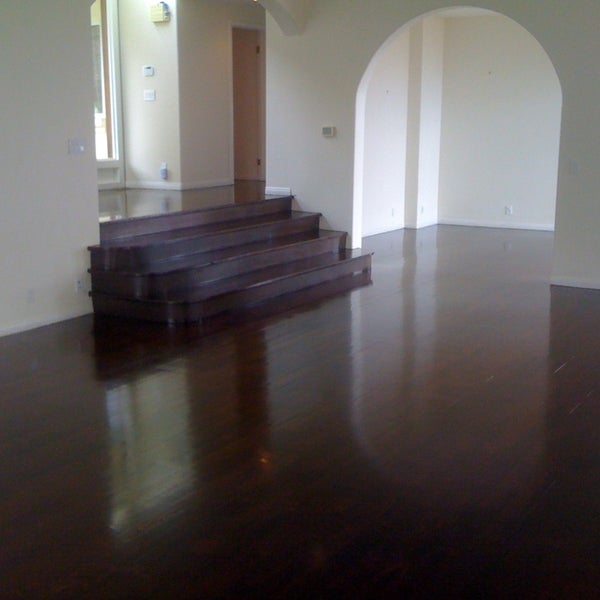 Custom Hardwood Flooring Hardware Store in Los Angeles