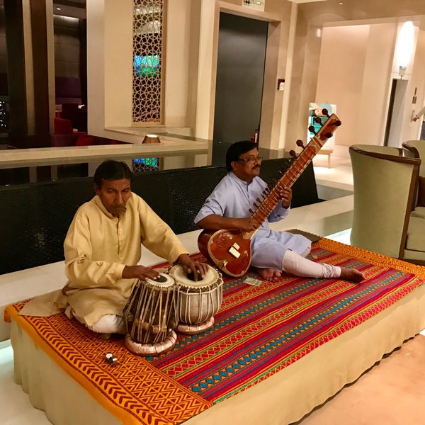 รูปภาพถ่ายที่ DoubleTree by Hilton Hotel Agra โดย EmiliyaM เมื่อ 3/31/2017