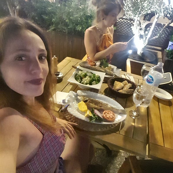 Foto scattata a Dede Restaurant da Özlem Ş. il 7/11/2018