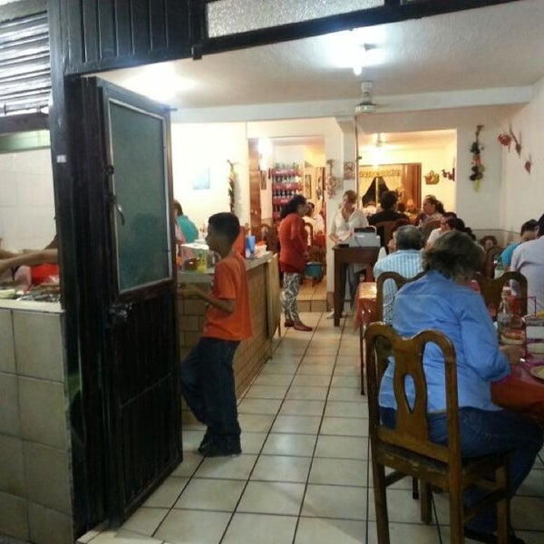 Photo taken at Cenaduria El Buen Pozole by Carlos A. on 7/24/2013