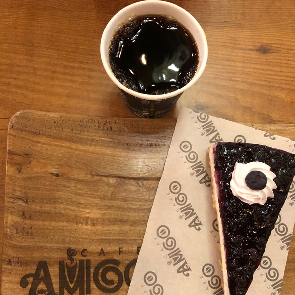 Снимок сделан в Amigo Cafe&amp;Lounge (specialty Coffee) пользователем Salman 7/22/2022