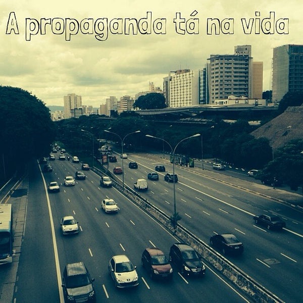 รูปภาพถ่ายที่ Mendes Guimarães Propaganda โดย Mendes Guimarães เมื่อ 3/24/2014