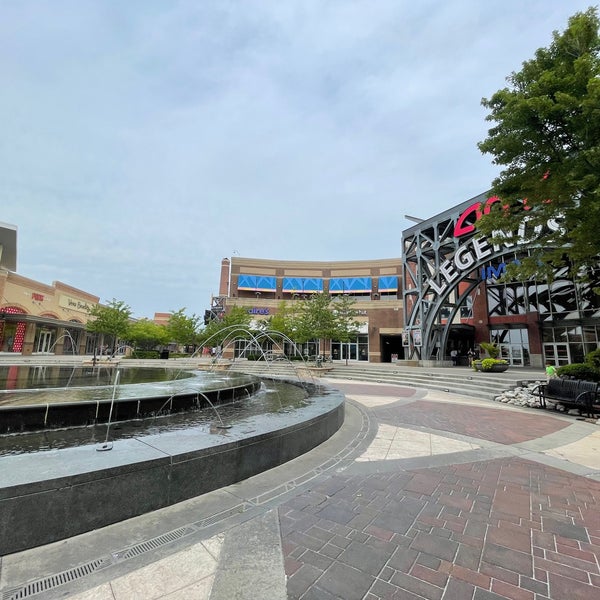 Legends Outlets Kansas City