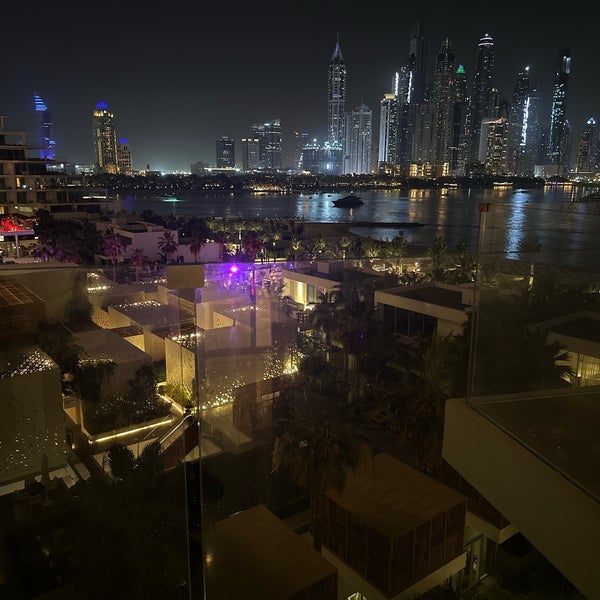 Foto tomada en FIVE Palm Jumeirah Dubai  por Ab .. el 5/12/2024