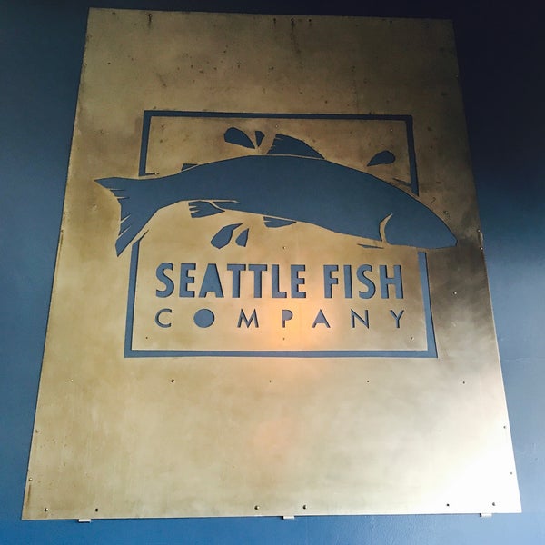 6/25/2017にTevia W.がSeattle Fish Companyで撮った写真