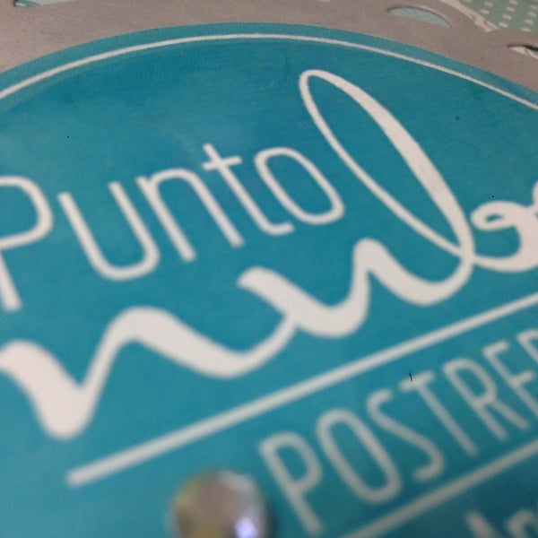 Photo taken at Punto Nube Postrería by Aileen S. on 8/20/2013