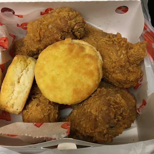 Photos at Popeyes Louisiana Kitchen - Kalihi - Palama - 24 tips