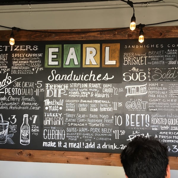 รูปภาพถ่ายที่ Earl Sandwich โดย Koreankitkat เมื่อ 3/19/2017