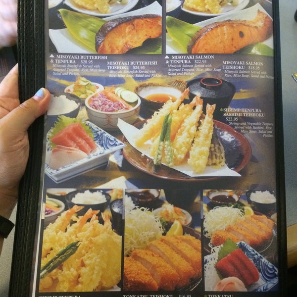 รูปภาพถ่ายที่ Gyotaku Japanese Restaurant - King Street โดย Koreankitkat เมื่อ 4/6/2015