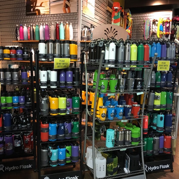 Lots of hydroflasks to choose from