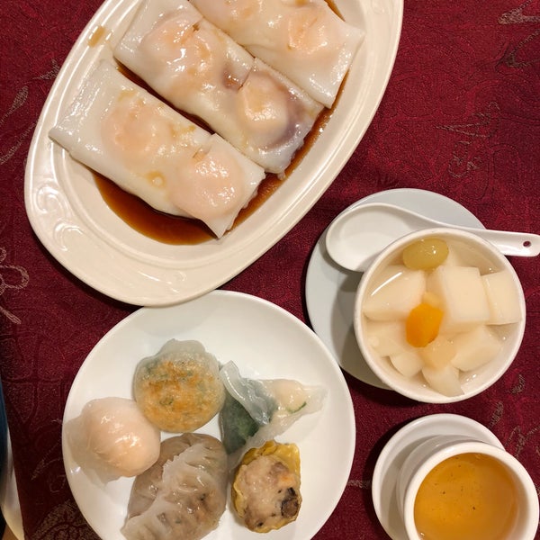 Photos at Mandalay Restaurant Chinese Restaurant in Honolulu