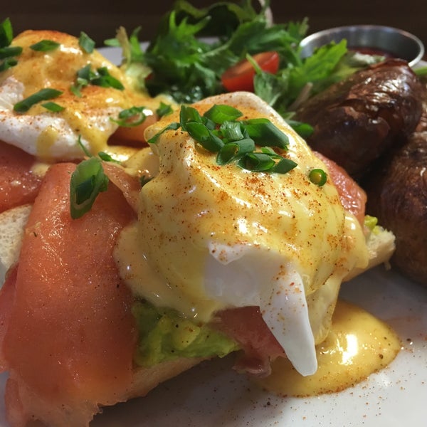 Scratch Kitchen & Bake Shop American Restaurant in Downtown Honolulu