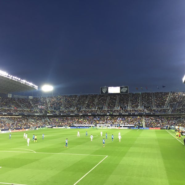 4/15/2018 tarihinde Rocio Q.ziyaretçi tarafından Estadio La Rosaleda'de çekilen fotoğraf