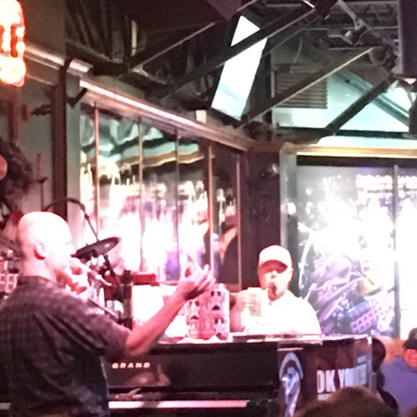 Pete's Dueling Piano Bar Dallas, TX