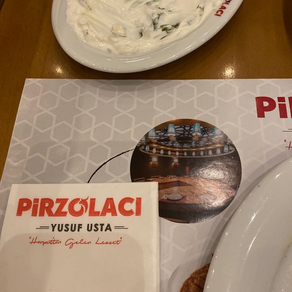 รูปภาพถ่ายที่ Pirzolacı Yusuf Usta โดย D เมื่อ 1/26/2020