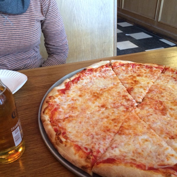 Church Street Pizza Pizzeria in Vienna