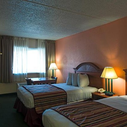 Das Foto wurde bei Red Roof Inn &amp; Suites Atlantic City von Roy W. am 6/20/2013 aufgenommen