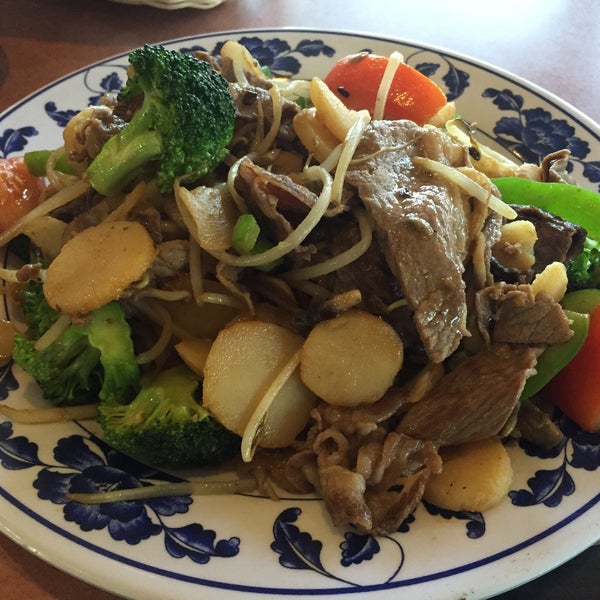 Photo taken at Stir Fresh Mongolian Grill by Ed T. on 6/23/2016