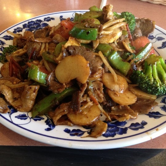 Photo taken at Stir Fresh Mongolian Grill by Ed T. on 10/17/2012