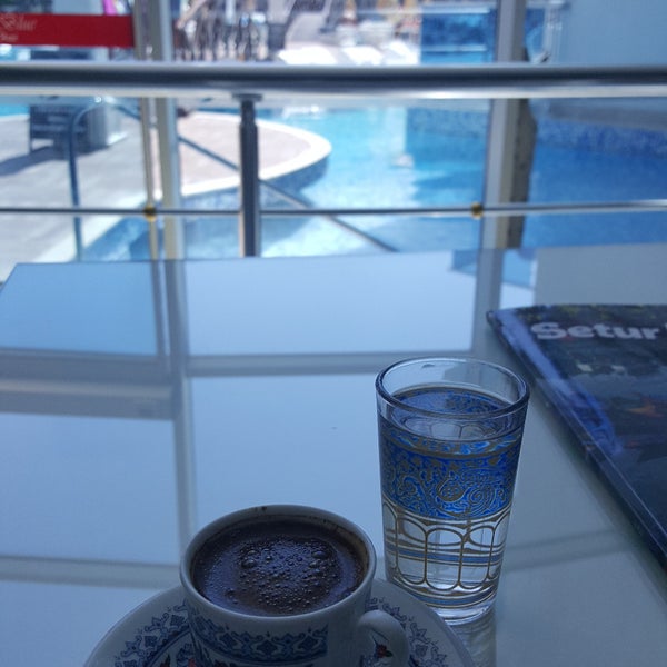 Снимок сделан в Ocean Blue High Class Hotel пользователем Naciye ş. 7/17/2018