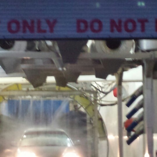 Cruz Thru Car Wash (Now Closed) Downtown Bakersfield 1400 23rd St