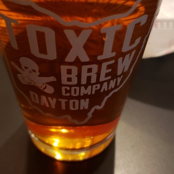 Das Foto wurde bei Toxic Brew Company von empty e. am 12/13/2020 aufgenommen