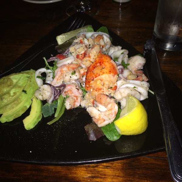 There was a delicious seafood salad that was the special of the day when I was there. Shrimp, lobster, calamari. Heaven on a plate. I need this to stay on the menu so I can have it again and again.