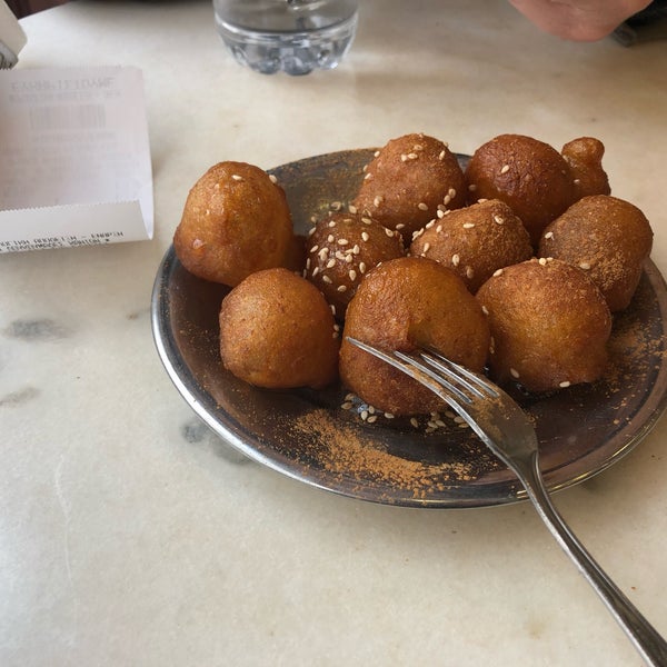 Лукумадес со сгущенкой