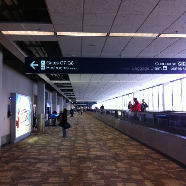 Foto scattata a Aeroporto Internazionale di Minneapolis-Saint Paul (MSP) da Jm M. il 4/21/2013