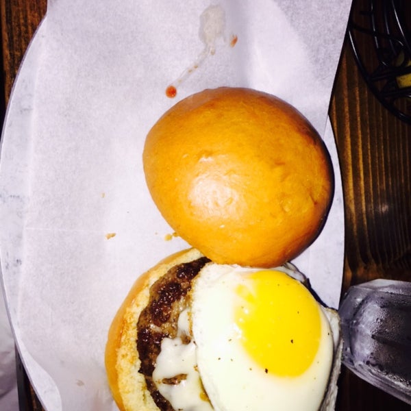 5/31/2015にGiGi G.がBlack Iron Burgerで撮った写真