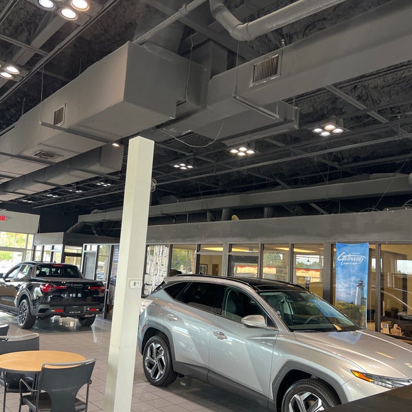 Holler Hyundai - 1150 North Orlando Avenue