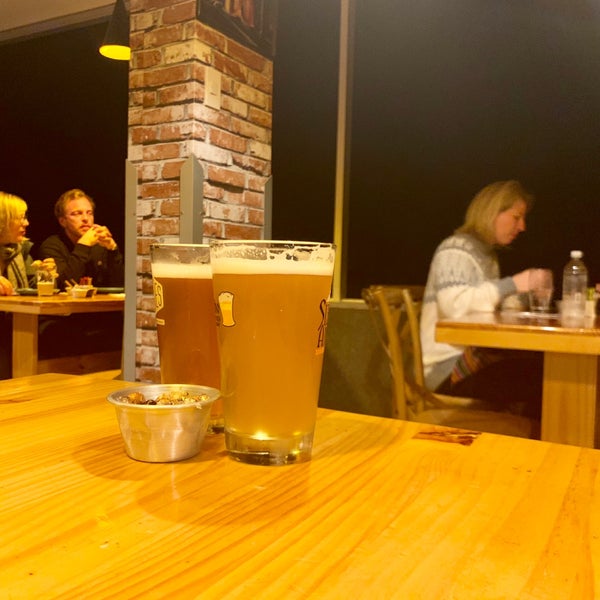 Photo taken at Mapacho Craft Beer by Trevor C. on 4/30/2019