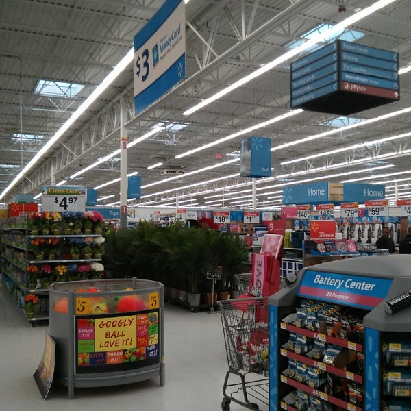 Walmart Supercenter - Gravois Bluffs - 653 Gravois Bluffs Blvd
